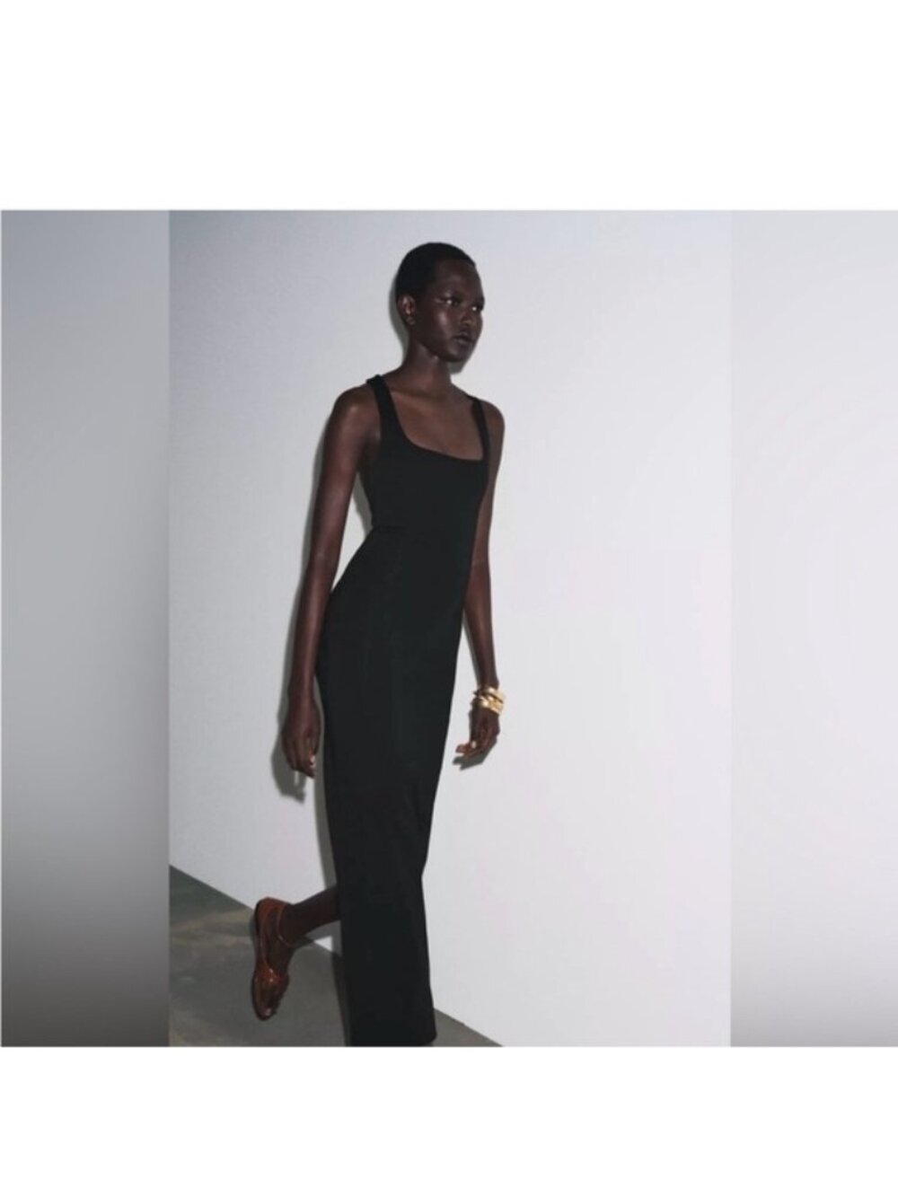 Elegant Black Maxi Dress